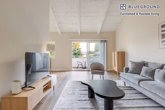 151 S Bernardo Ave Sunnyvale, CA 94086 photo 3