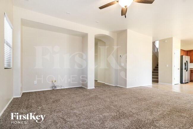 14524 W Evans Dr Surprise, AZ 85379 photo 5