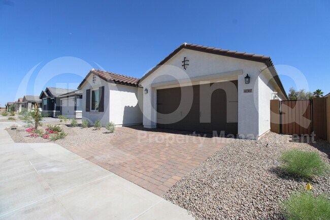 40307 West Michaels Drive, Maricopa, AZ 85138 photo 2
