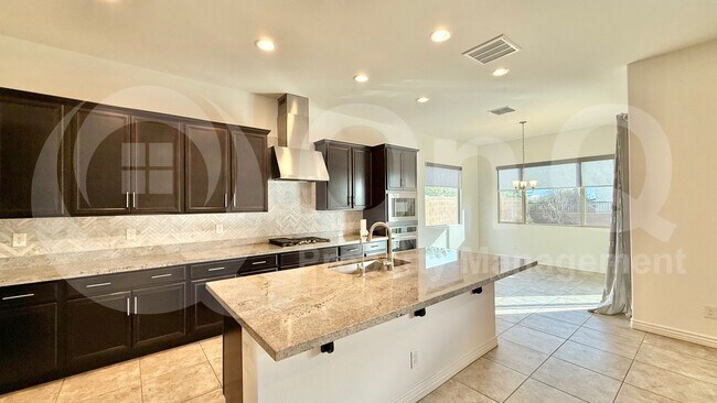 3305 E Cashman Dr Phoenix, AZ 85050 photo 5