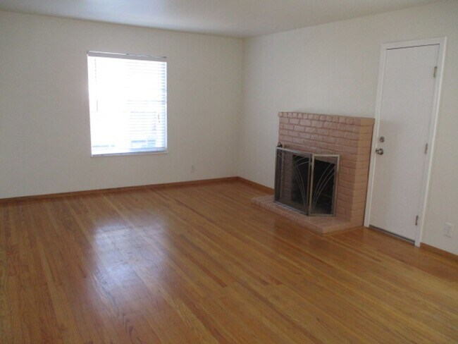 6725 Flanders Drive, Newark, CA 94560 photo 4