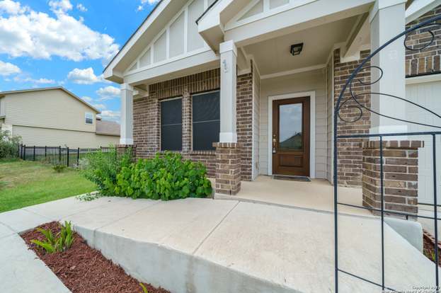 11426 Tiger Woods San Antonio, TX 78221 photo 4
