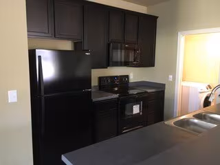 1103 Martin Luther King Dr San Marcos, TX 78666 photo 3