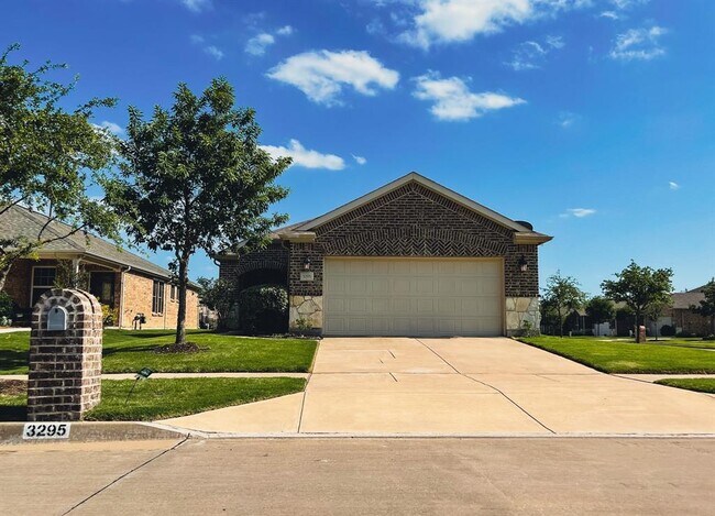 3295 Lazy Rock Ln Frisco, TX 75036 photo 2