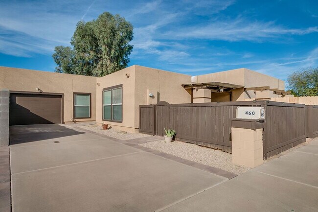 460 N 64th Pl Mesa, AZ 85205 photo 4