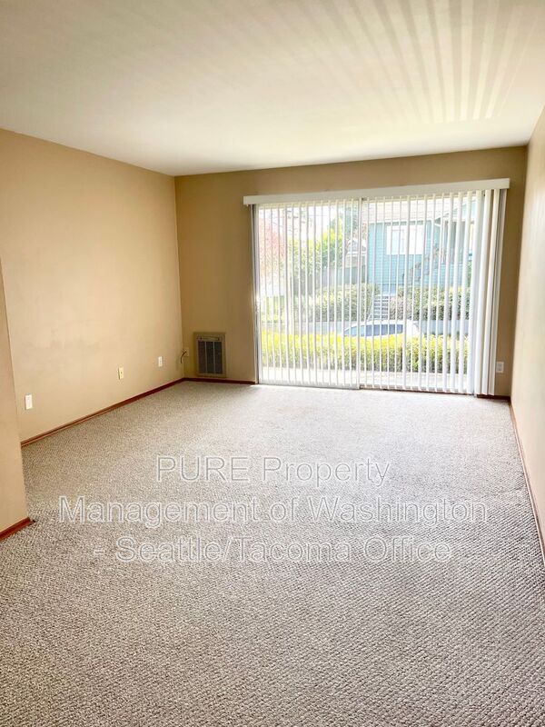 1212 N 49th St Seattle, WA 98103 photo 3