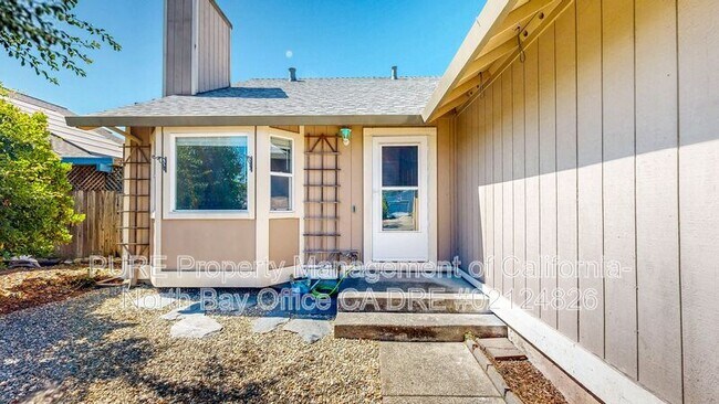 1935 Commons Ct Windsor, CA 95492 photo 2