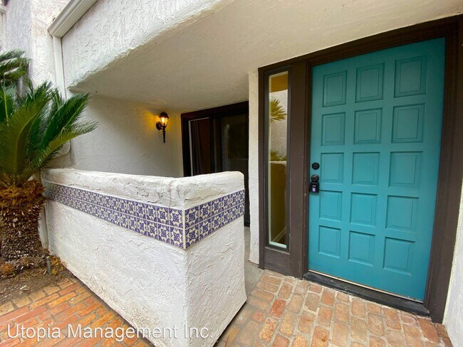 1935 Sunset Dr Escondido, CA 92025 photo 3