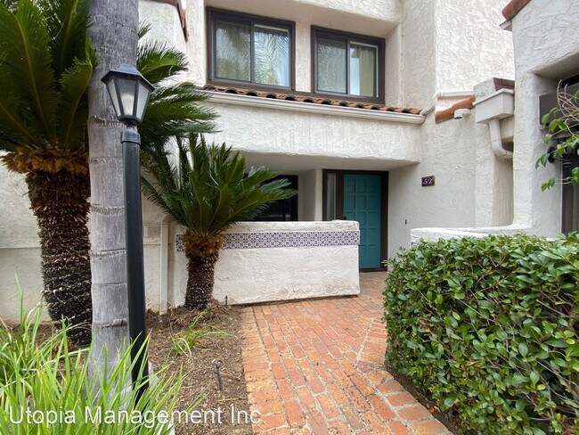 1935 Sunset Dr Escondido, CA 92025 photo 2