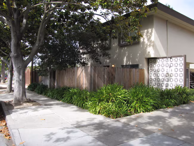 718 North Claremont Street, San Mateo, CA 94401 photo 2