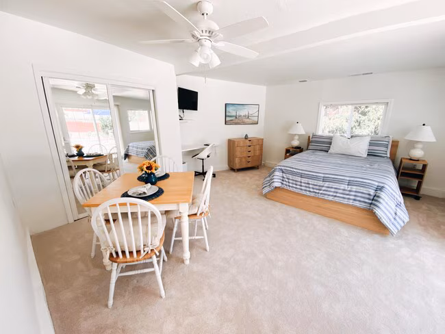 2404 Chatsworth Blvd San Diego, CA 92106 photo 2