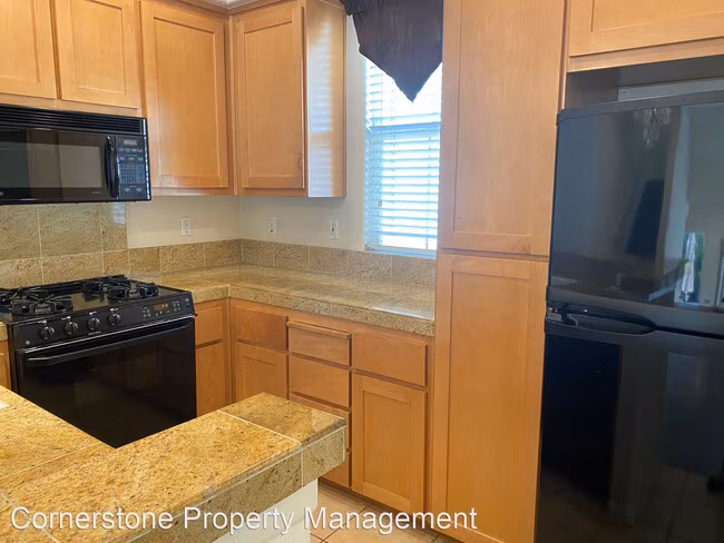 871 Georgetown Place, San Jose, CA 95126 photo 5