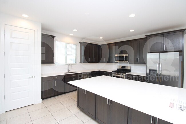 2516 E Pelican Dr Gilbert, AZ 85297 photo 3