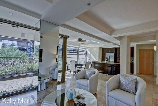 7131 E Rancho Vista Dr Scottsdale, AZ 85251 photo 4