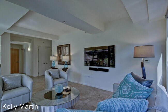 7131 E Rancho Vista Dr Scottsdale, AZ 85251 photo 3