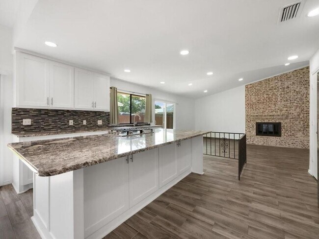 4440 Atlanta Dr Plano, TX 75093 photo 4