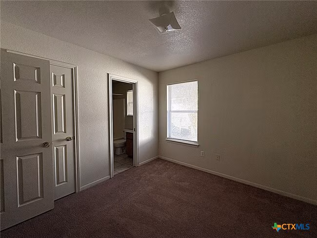 1002 W Avenue B Copperas Cove, TX 76522 photo 5