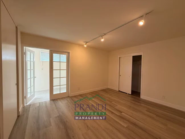 120 Buchanan Dr Sausalito, CA 94965 photo 3