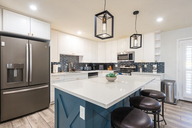 3502 E Crocus Dr Phoenix, AZ 85032 photo 5