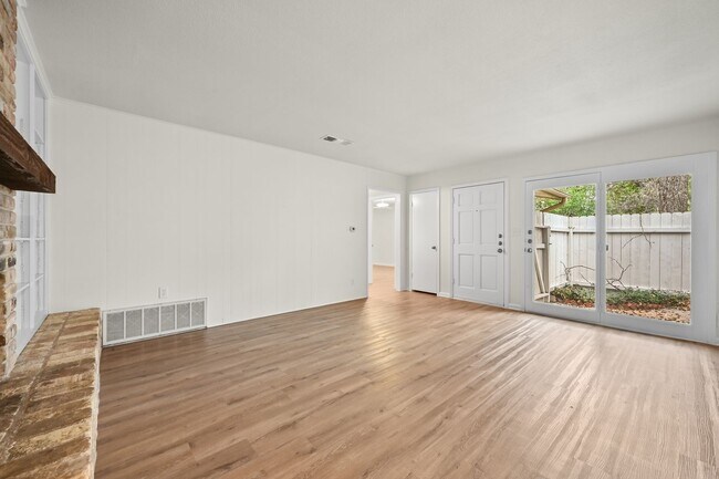 2210 Quarry Rd Austin, TX 78703 photo 5