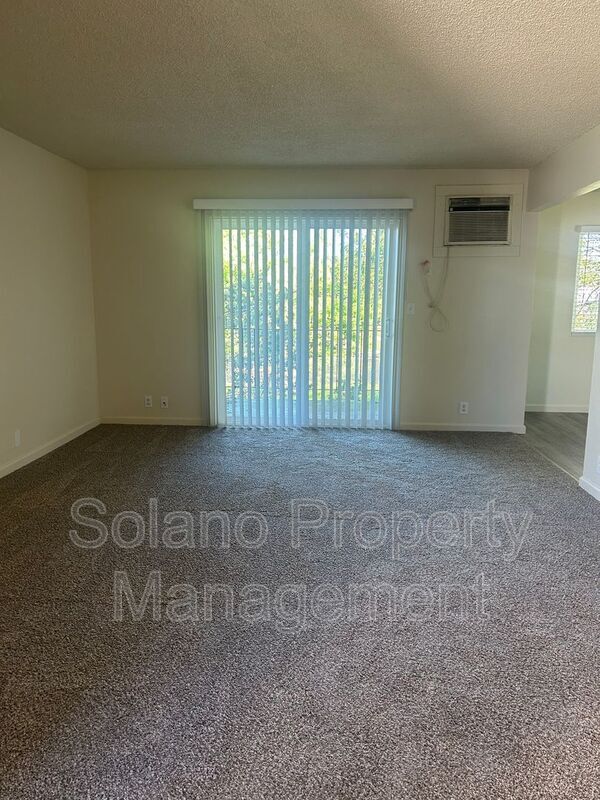766 E Tabor Ave Fairfield, CA 94533 photo 2