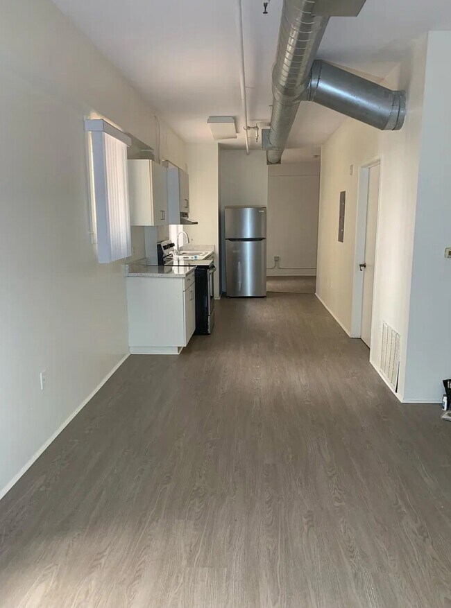 1055 6th Ave San Diego, CA 92101 photo 2