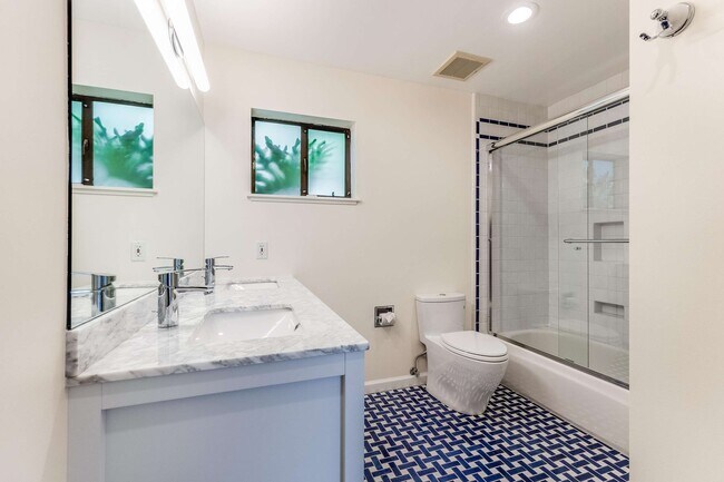 Strawberry Waterfront Residence photo 2