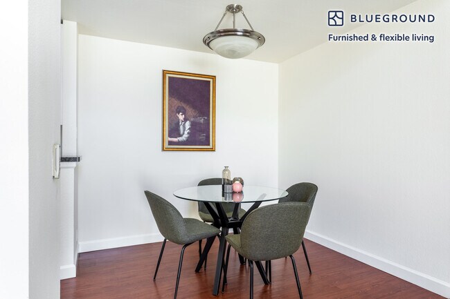 900 Pepper Tree Ln Santa Clara, CA 95051 photo 5