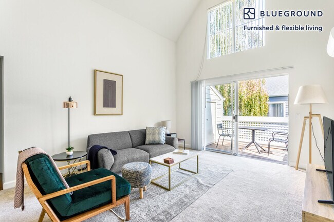 900 Pepper Tree Ln Santa Clara, CA 95051 photo 3