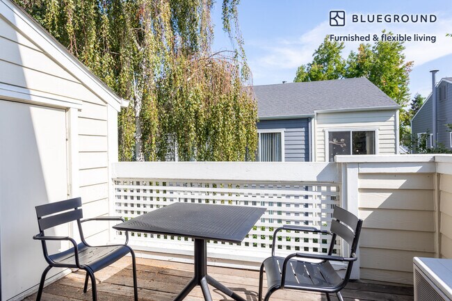 900 Pepper Tree Ln Santa Clara, CA 95051 photo 4
