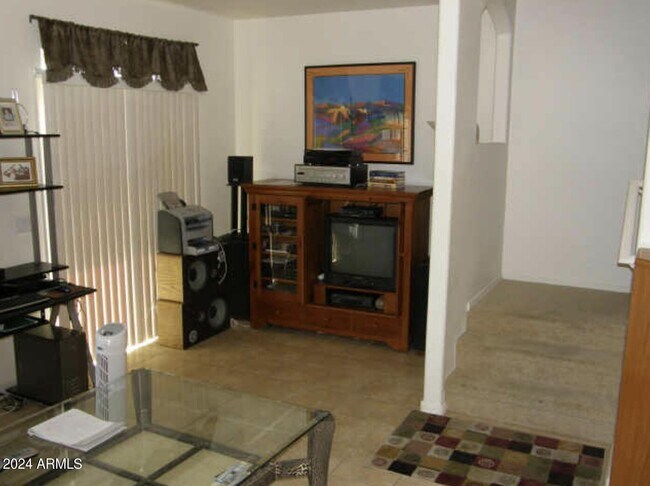 17365 N Cave Creek Rd Phoenix, AZ 85032 photo 4
