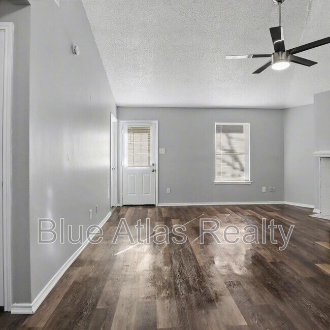 1009 W Hills Terrace Fort Worth, TX 76179 photo 5