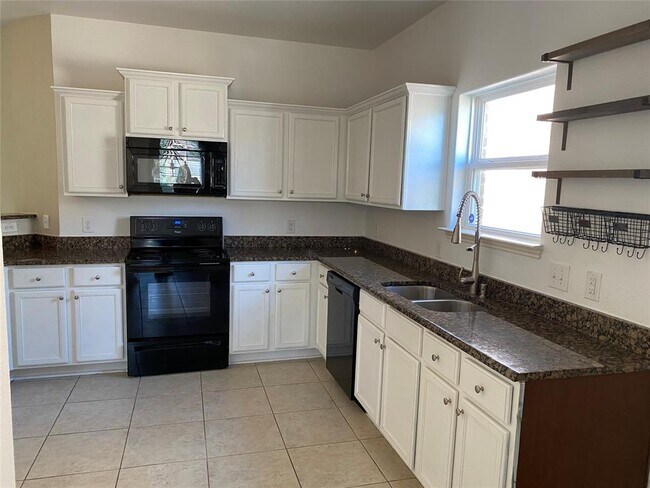 2305 Mulberry photo 3