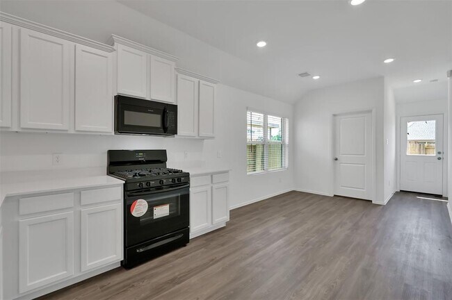 22620 Malvicino Drive, New Caney, TX 77357 photo 4