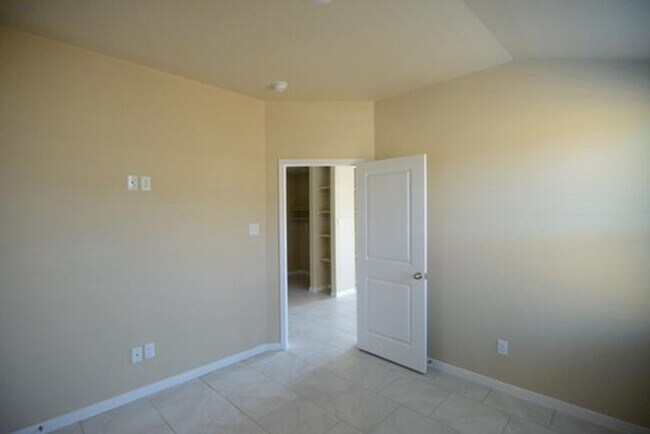 1107 Stealth Ln Killeen, TX 76549 photo 3
