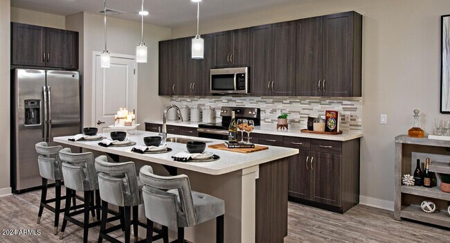 5550 E Deer Valley Dr Phoenix, AZ 85054 photo 3