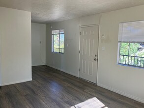 5405 Morrow Dr San Pablo, CA 94806 photo 2