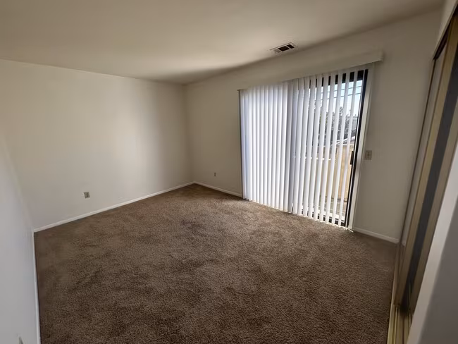 4576 Hawley Blvd San Diego, CA 92116 photo 4