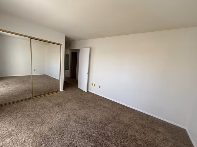 4576 Hawley Blvd San Diego, CA 92116 photo 5