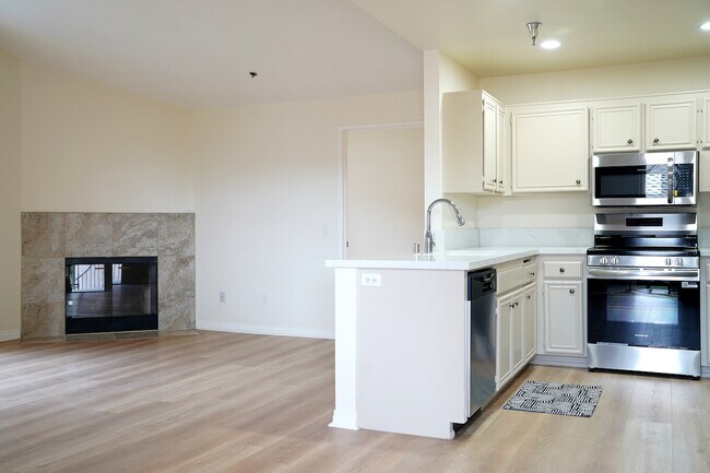 17161 Alva Rd San Diego, CA 92127 photo 4