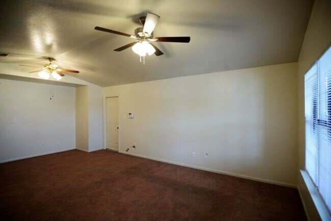 5302 Morning Glen Ln Killeen, TX 76542 photo 4