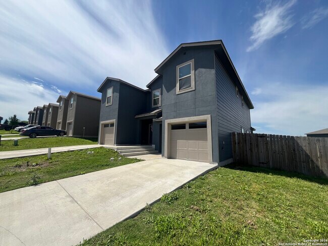 13915 Annas Wy San Antonio, TX 78233 photo 2
