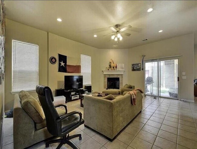 5501 Duval St photo 3