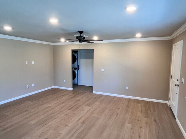 281 Arthur Rd Martinez, CA 94553 photo 5
