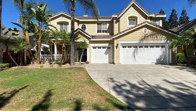 1030 Eastlake Cir Tracy, CA 95304 photo 2