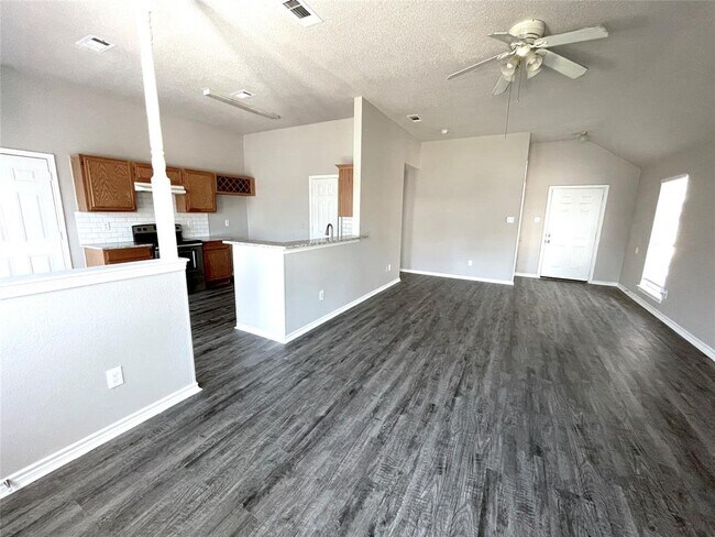8918 Quail Ridge Drive, Rowlett, TX 75089 photo 3