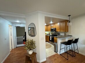 3993 Jewell St San Diego, CA 92109 photo 4