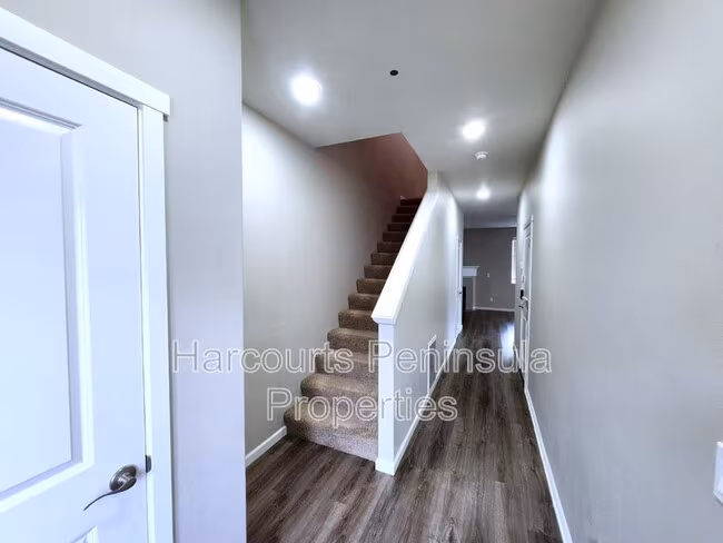 4785 Driftwood St Bremerton, WA 98312 photo 3
