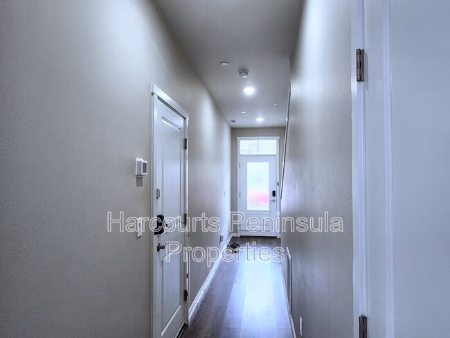 4785 Driftwood St Bremerton, WA 98312 photo 4