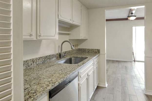 645 Strings Dr San Antonio, TX 78216 photo 5